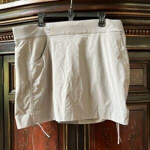 Columbia Women’s Skort 1x NWT